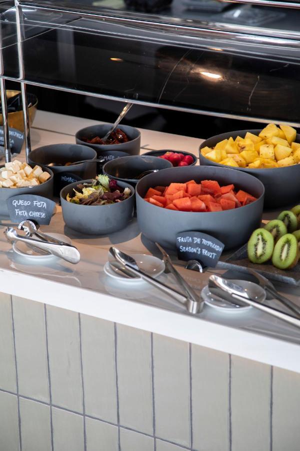 Paxton Hotel 4*